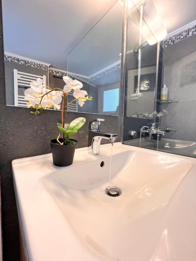 Quiet And Cozy Apartment Of New Psihiko No 6 เอเธนส์ ภายนอก รูปภาพ